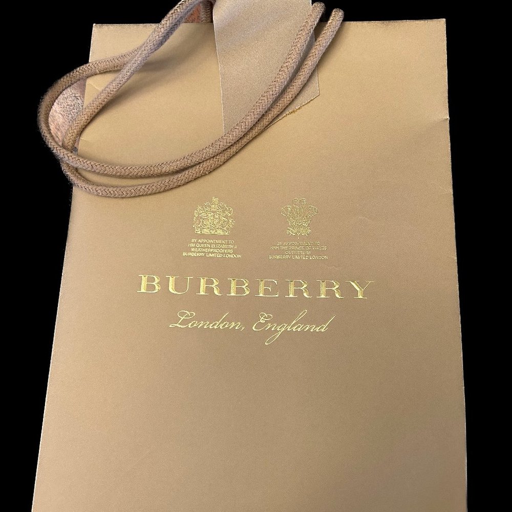 Burberry Shopping Bag